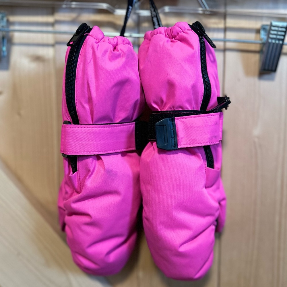 Girls' Pink Insulated Winter Mittens
